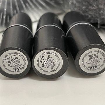 lipstick sample sticker