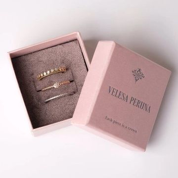 lid and base jewelry gift box