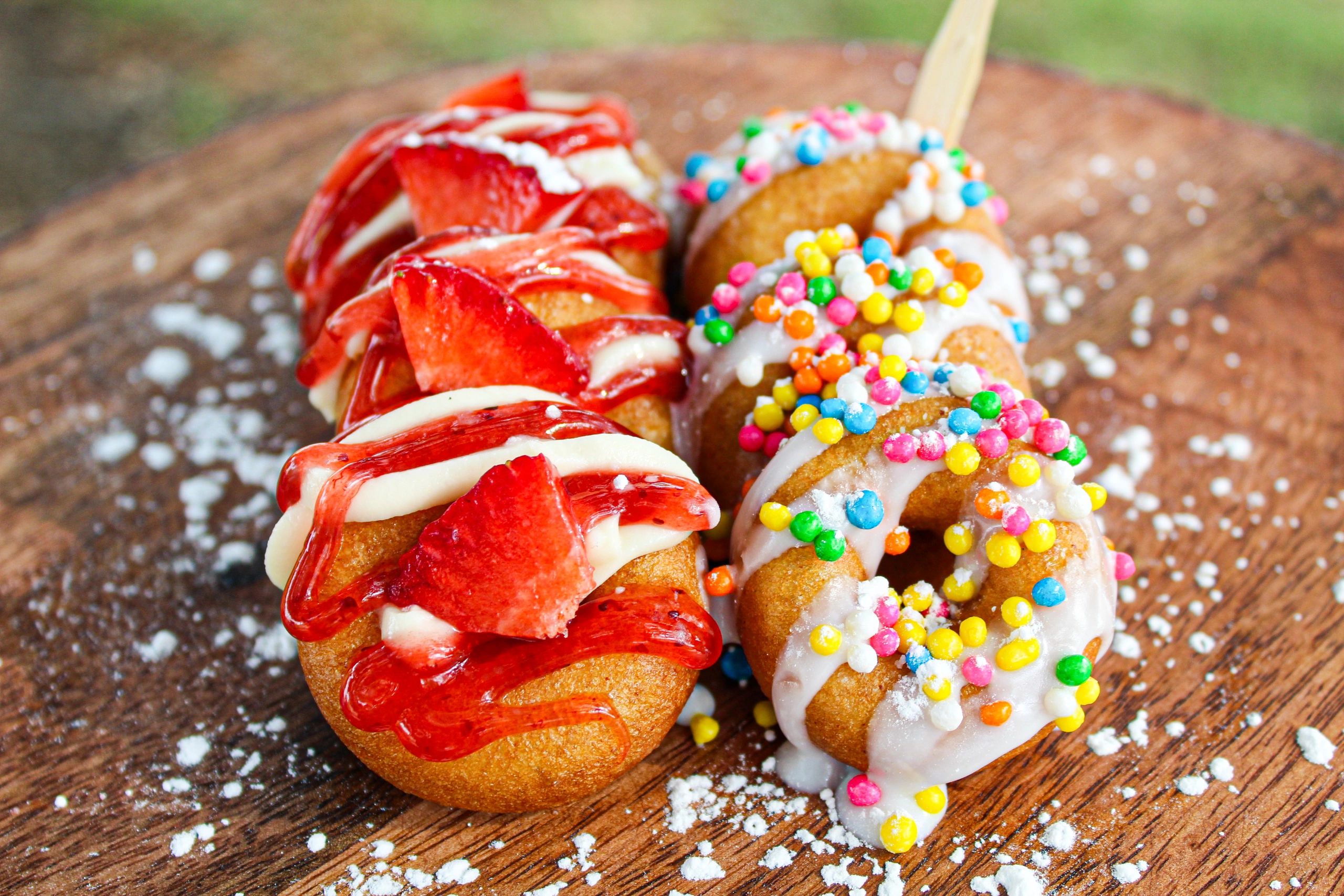 Delicious Strawberry Mini Donuts from our Food Truck | Dani mini O's