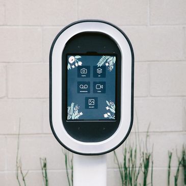 Digital photo booth starting display