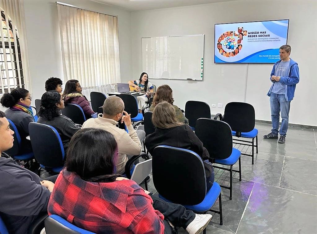 Aluno da Escola de Missões gerencia mídias sociais de The Chosen - Verbo da  Vida