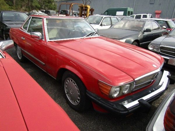 1986 Mercedes-Benz 560SL