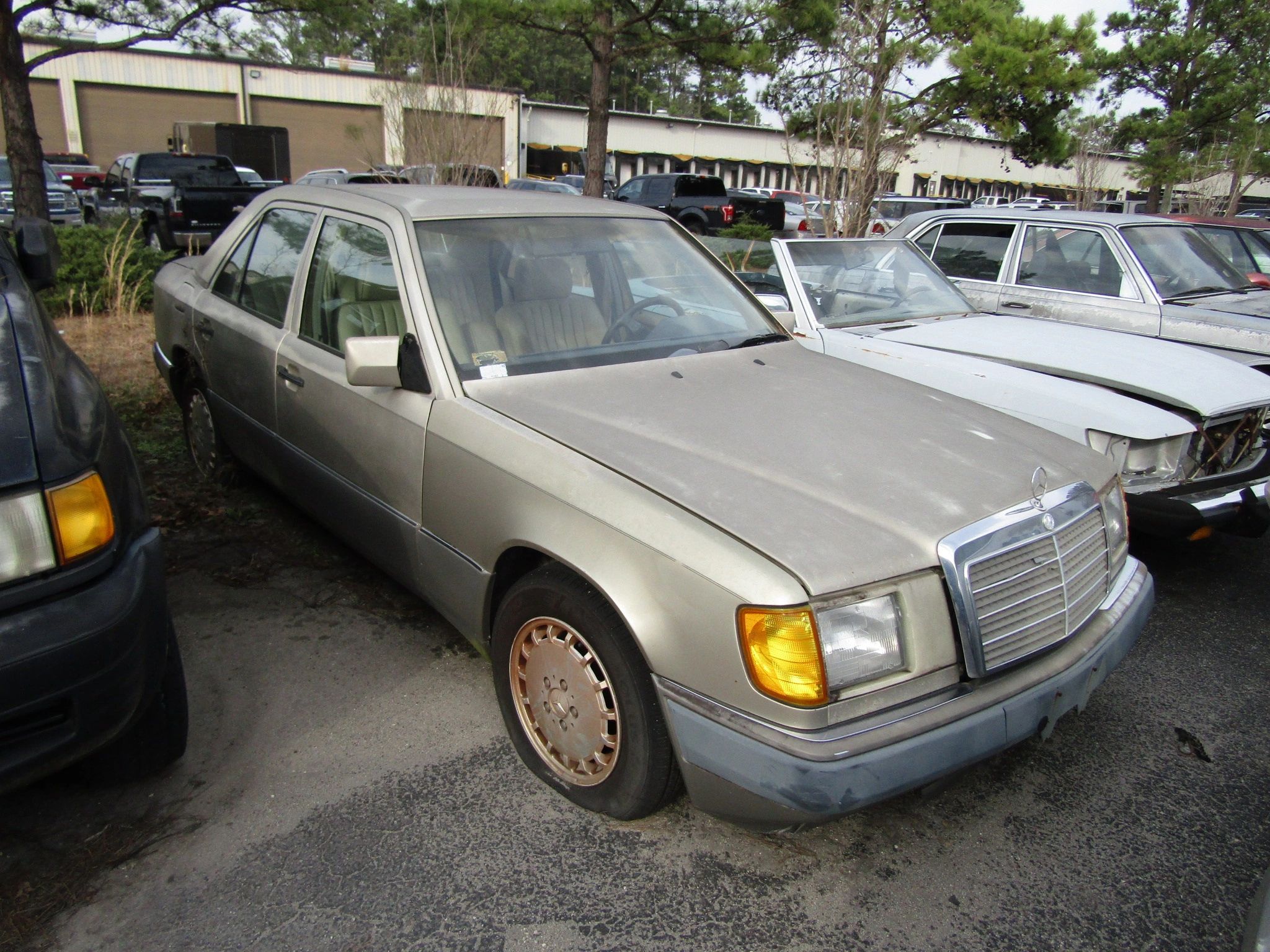 1991 Mercedes-Benz 300E