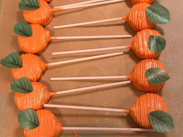 ‘Orange You Glad’ CAKE POPS Now A Part
Of the Valentine’s PreOrder! #NaplesDesserts #NaplesCakePops