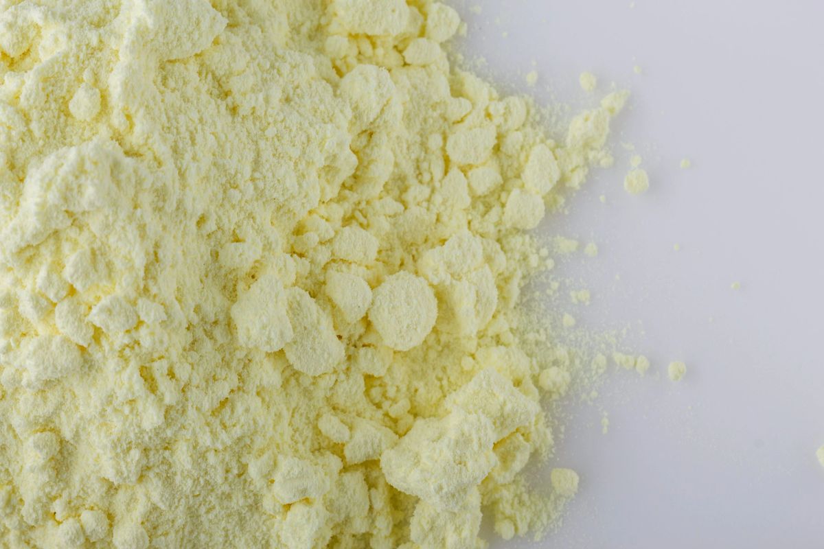 Sulfur (pellet form)