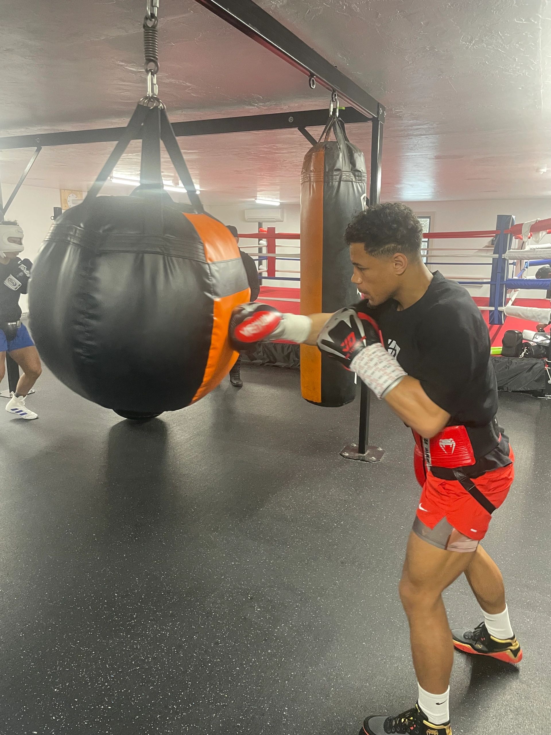 How Much Money Does Boxer Jamaine Ortiz Really Make? - tk8q242