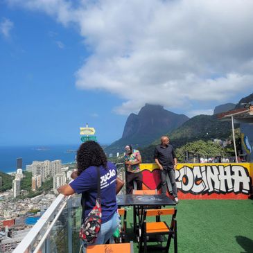 Vista panoramica da laje do novo visual na maior fevela da america latina