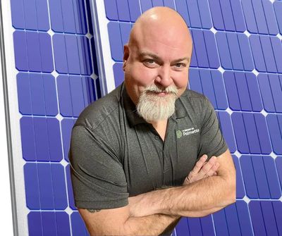 Jim Turner, PA's certified solar consultant, demonstrating Q.PEAK DUO premium panels