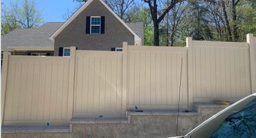 vinyl fence for new construction