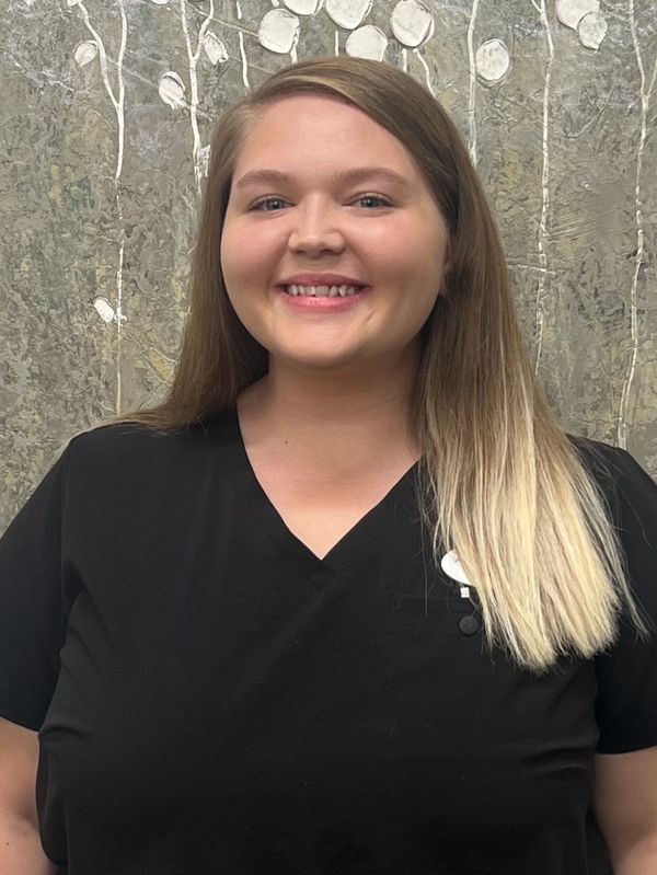 Dr. Steven Baak
Arthritis Center 
Rheumatology
Accepting New Patients
Infusion Therapy
Patient Care