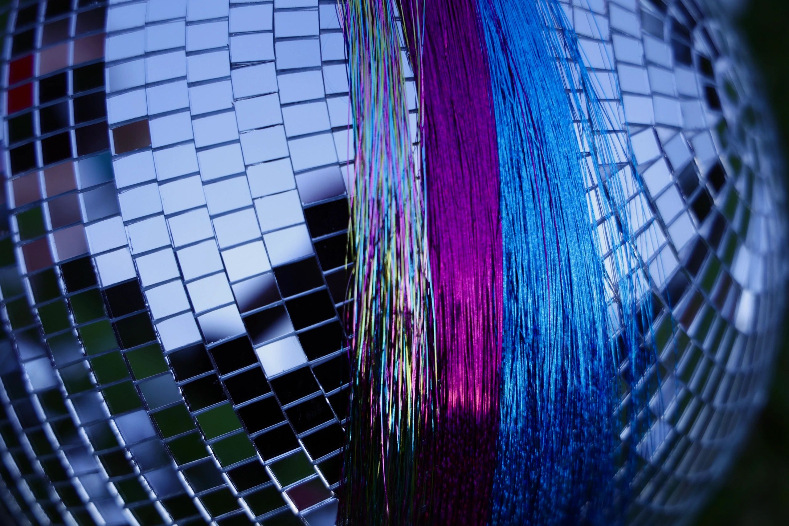 What is hair tinsel?