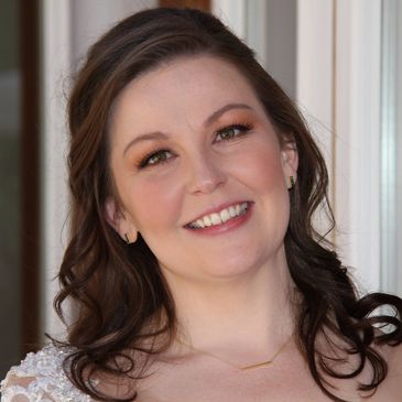 Lindsay Strain smiling