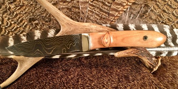 Custom Damascus Hunting knife with Maple handle and Elk Ivory inlay