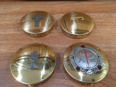 Chalices and pyx at GLY