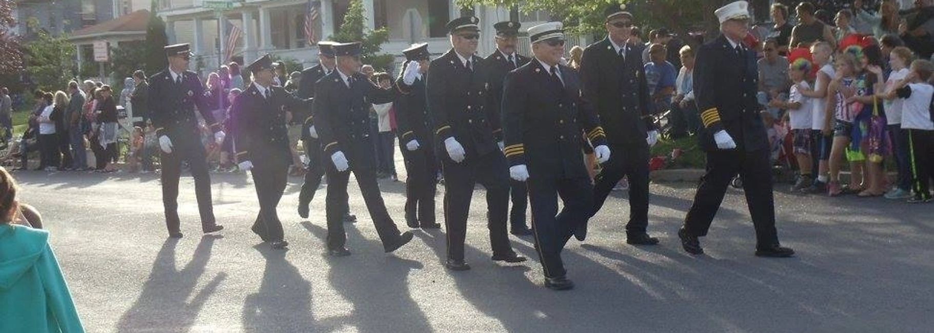 best men's slim shortsville