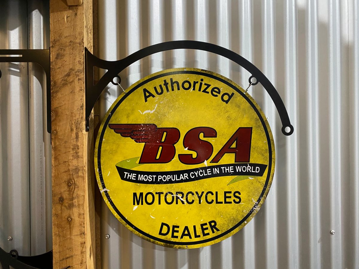 BSA MOTORCYCLES 560 MM DOUBLE SIDED ROUND SIGN & HANGER