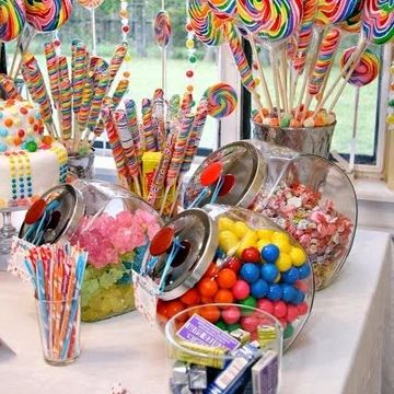 Sweet sensations! Candy bar
Sweet station
Party Favors
Cakes, Candies
