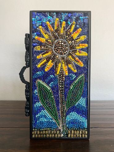 sunflower box, top, full view