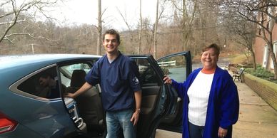 volunteers delivering meals