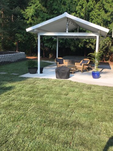 Gable end aluminum patio cover Puyallup WA