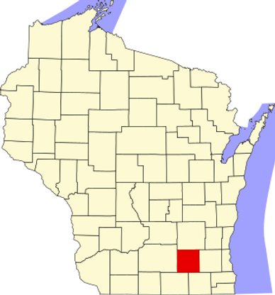 Map highlighting a county in southern Wisconsin in red.