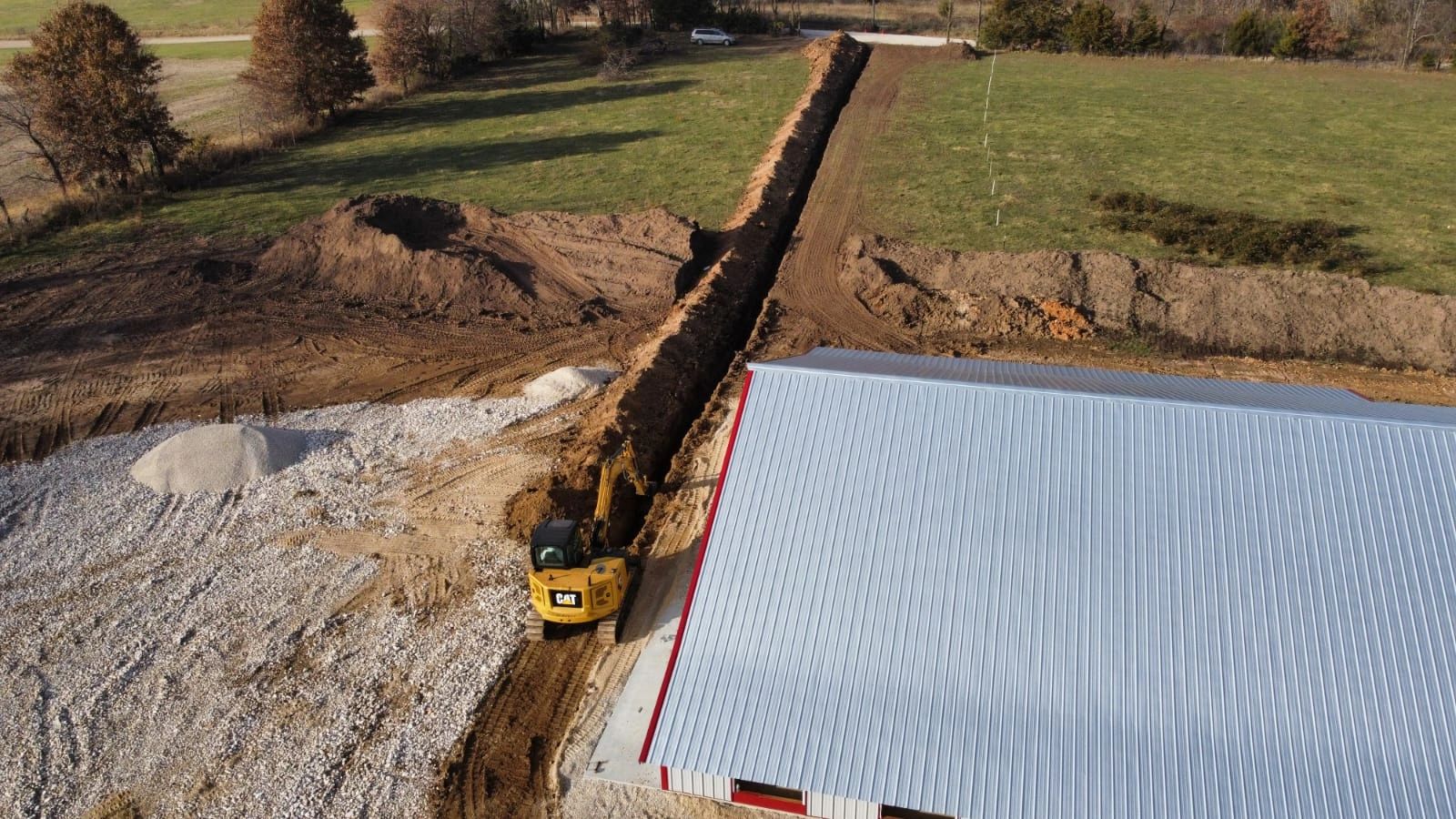 Excavating Fox Earthworx Versailles, Missouri