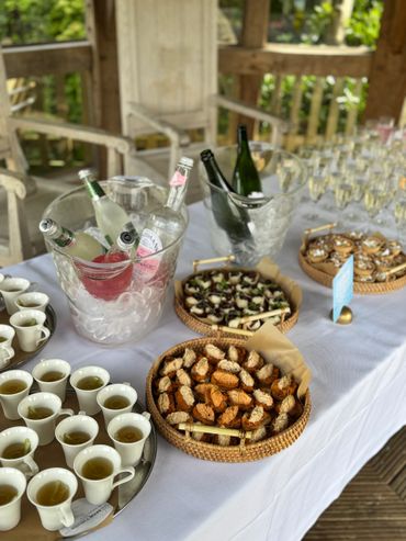 Welcome drinks and canapé menu in Cornwall 