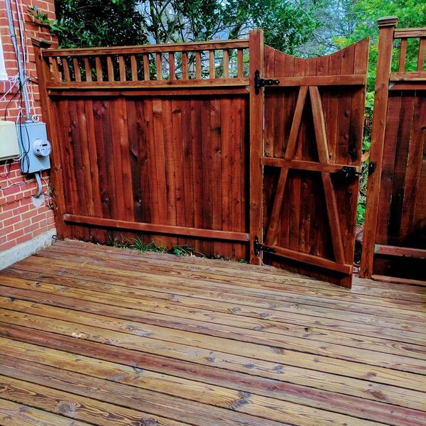 Deck Restoration and Staining Chadds Ford, Pennsylvania.
