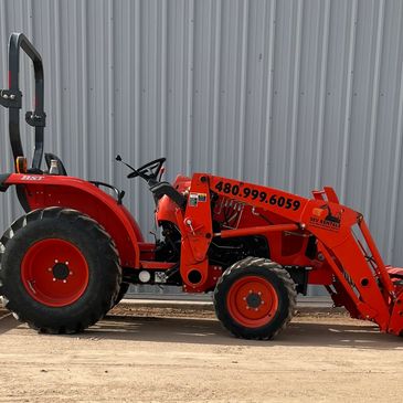 Kubota tractor rental with box gannon, HST  loaders, fork lifts, scissor lift, compactors, trailers