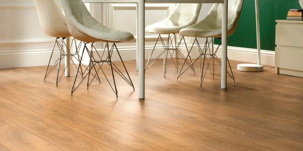 Laminate plank flooring 