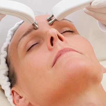 Pure Aesthetica Facials | Microcurrent Face-Lift