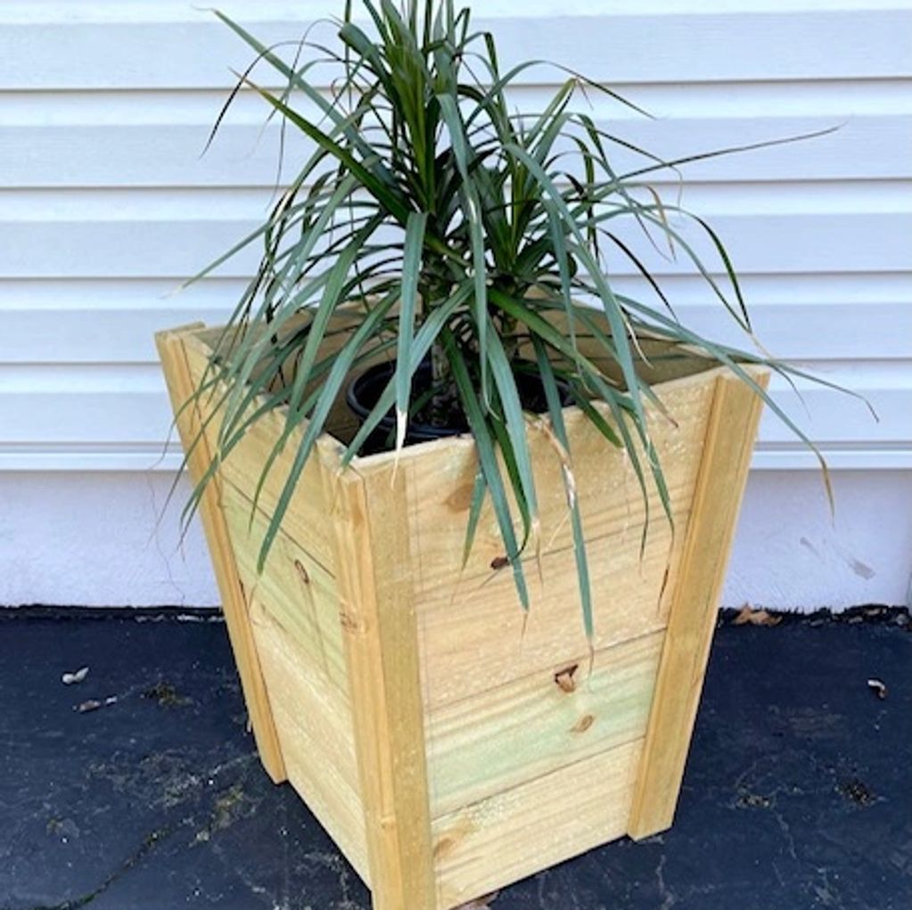 Cedar Patio Planter