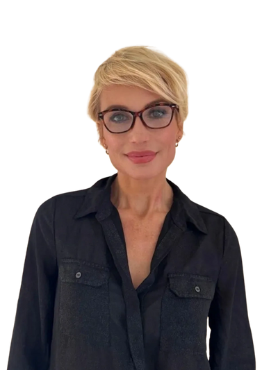 Portrait of Angela Vossen, sextasy's founder and lead relationship and sex coach