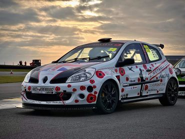 Puretrack Racing Clio 197 Race car at Race of remembrance