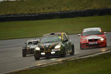 Puretrack Racing Puretrack.co.uk Racing BRSCC Championships,
Supersport Endurance Cup
CLIO 197