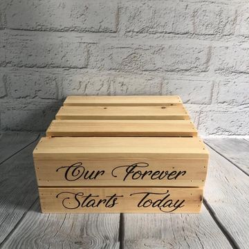 Wooden crate cake stand with motto