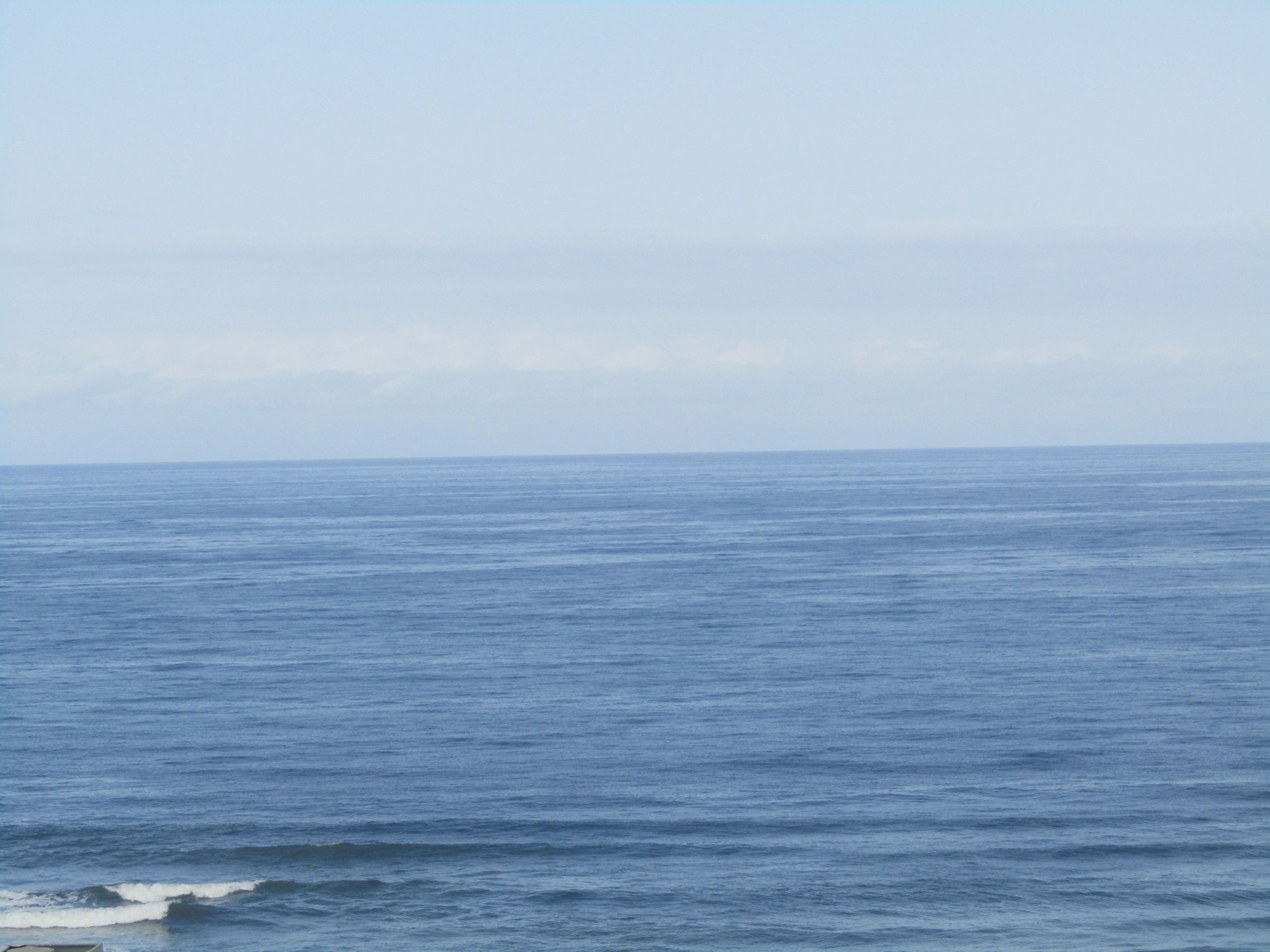 серый океан. океан грей. исландия океан черный песок. пустой океан. Note sea gray.