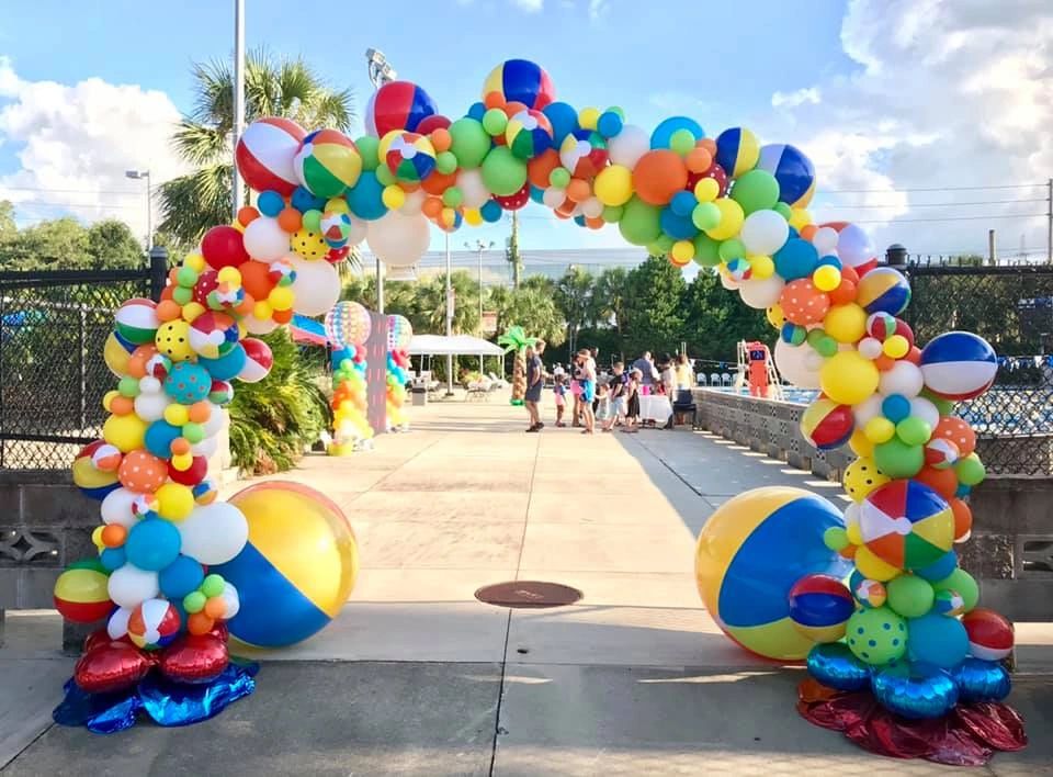 Beach ball balloons 2025