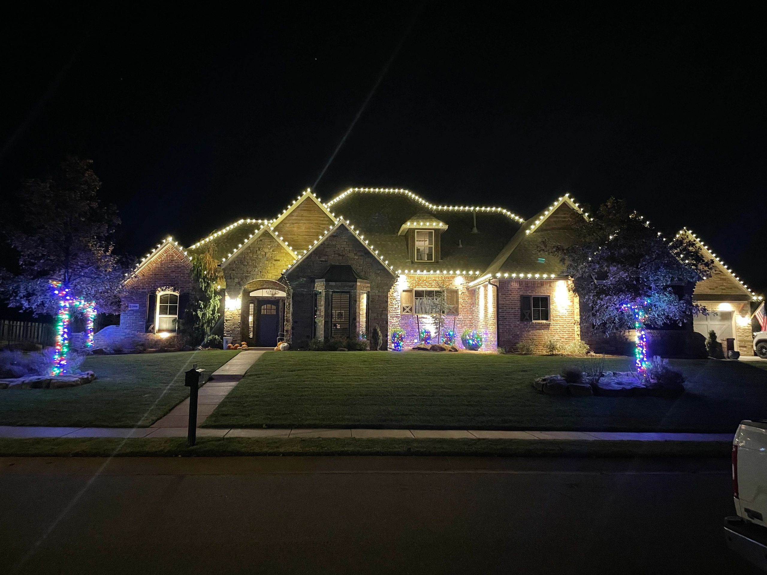 Custom Christmas Light Installations HolidayLightMasters