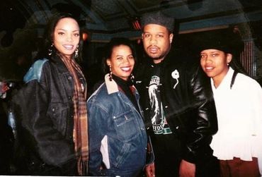 Bob Sumner, Regina King, Meeka & Tina