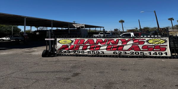 Danys auto glass
