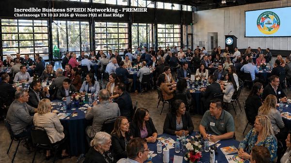 Large group networking event at Venue 1921 in Chattanooga, TN.