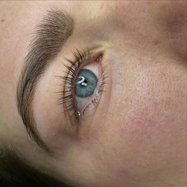 Lash lift and brow tint 