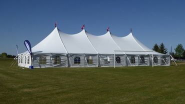 Tente à pôle 40 x 100 - 4160.00$