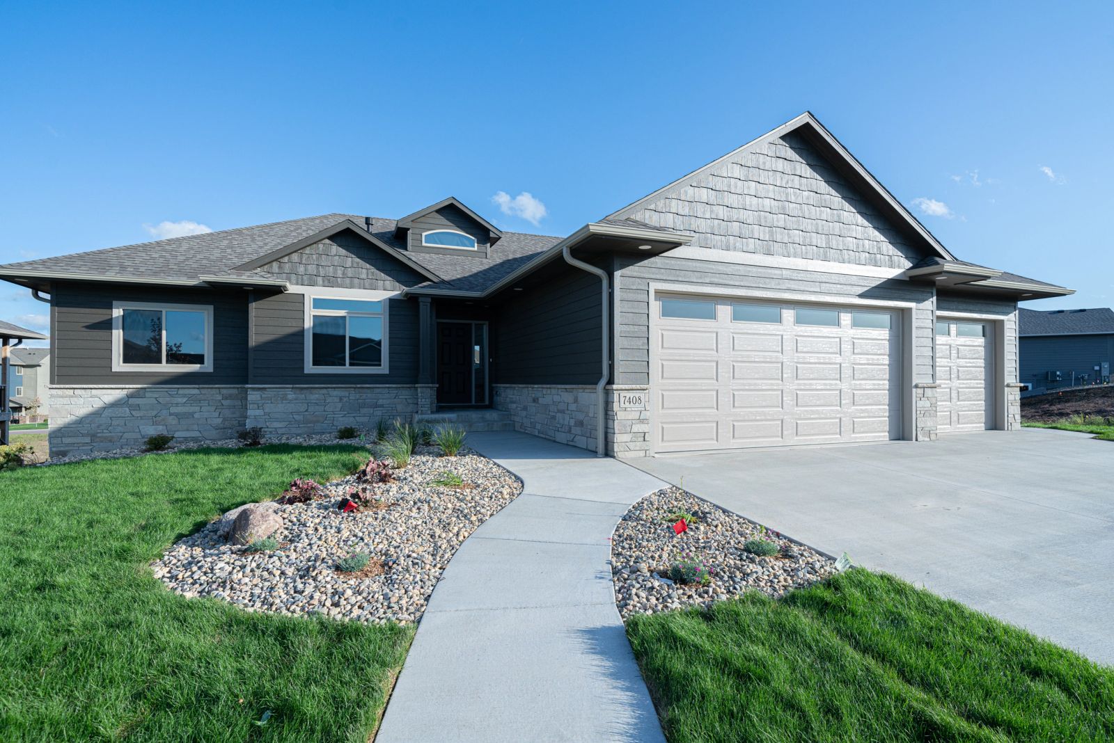 Exteriors & Curb Appeal in Sioux Falls, SD — Thurman Construction photo 3
