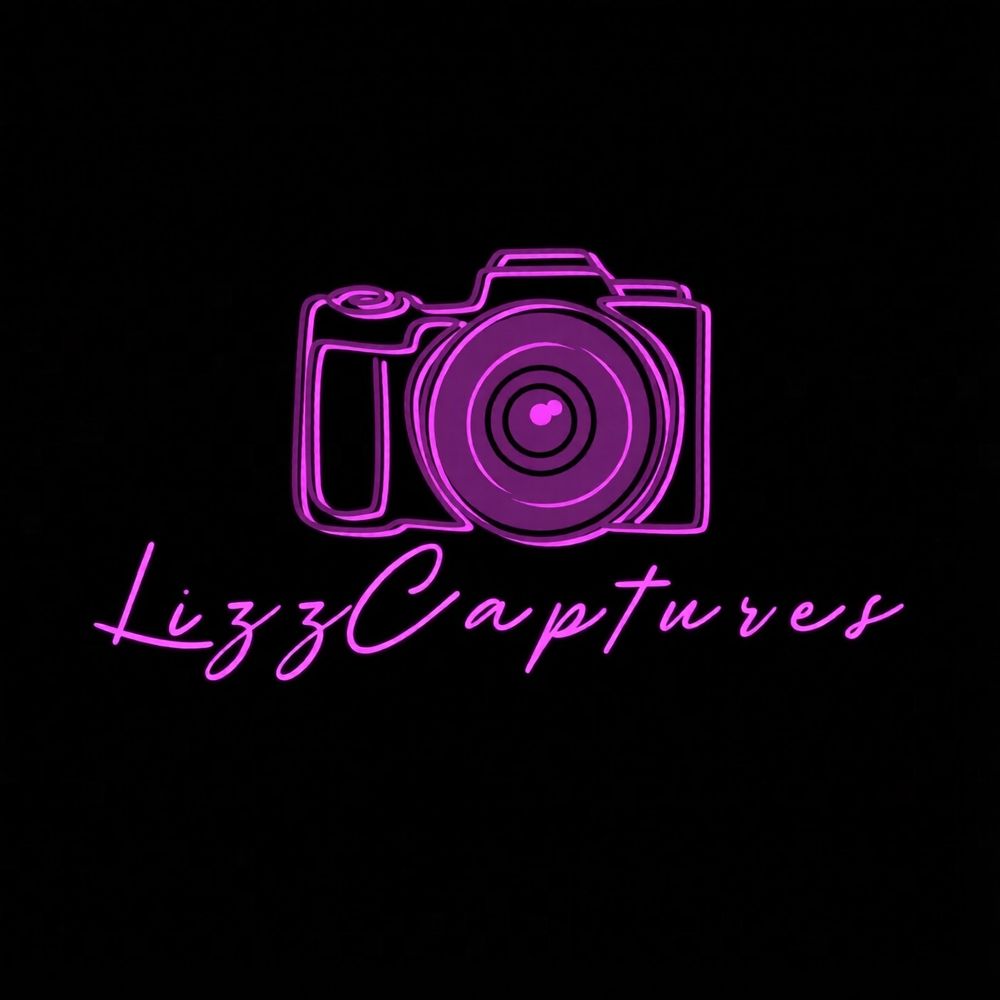 LizzCaptures logo