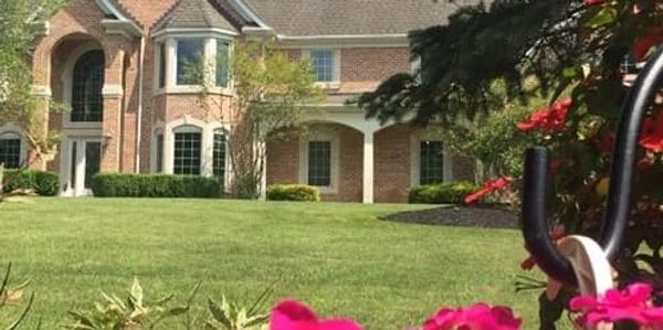 LawnMark landscaping TEAM = in Gates Mills, Hunting Valley, Pepper Pike Kirtland Ohio