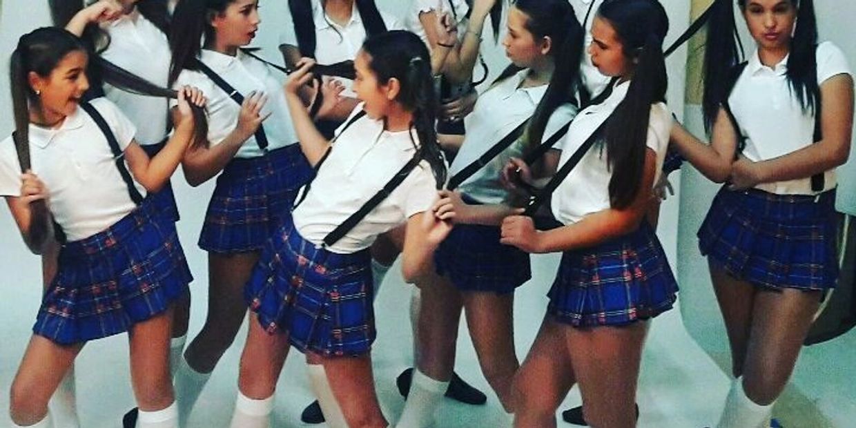 DANCE TEAM