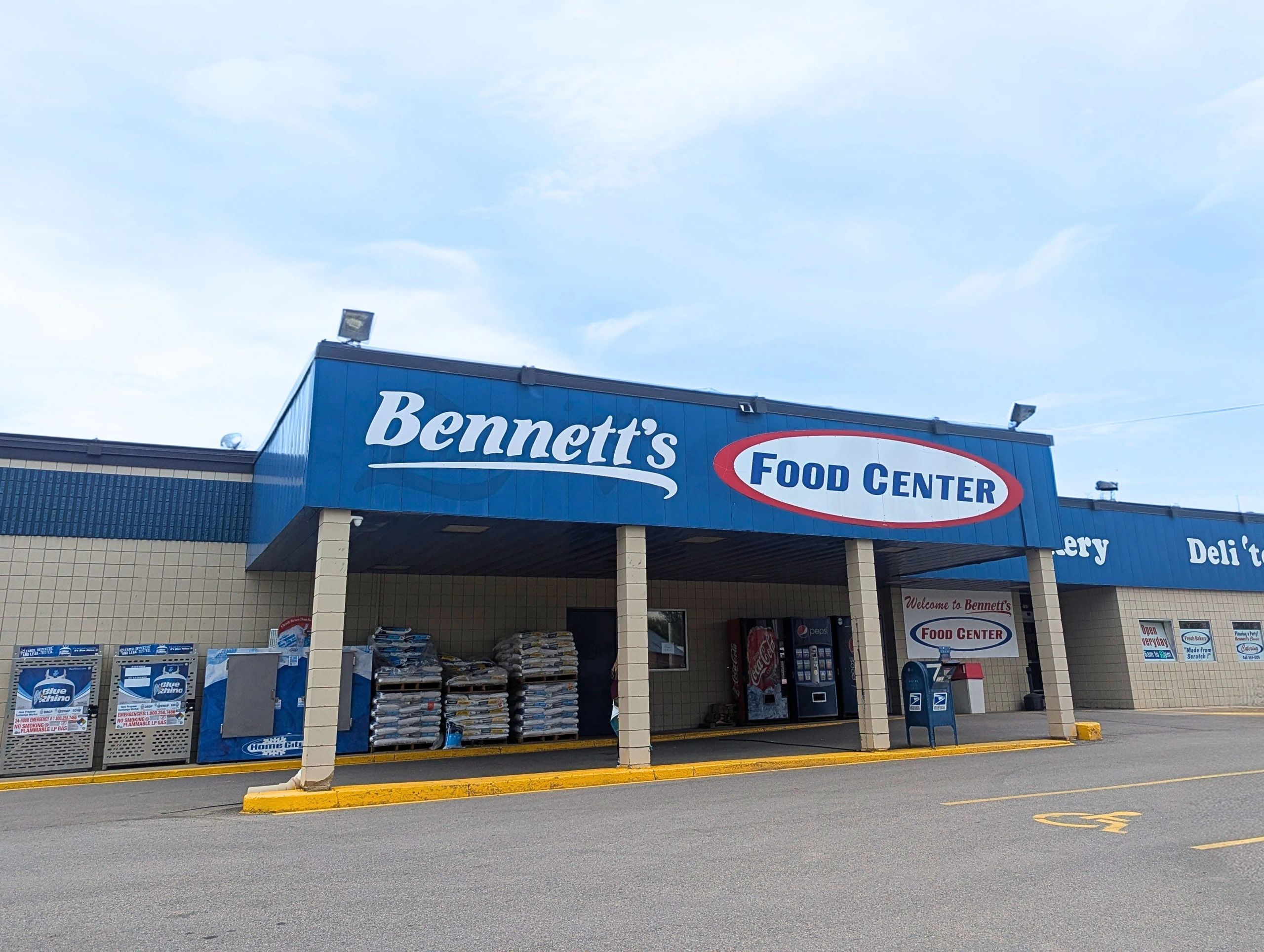 Bennett's Food Center - Grocery Store, Catering