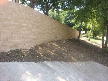 Segmental Retaining Wall Garland